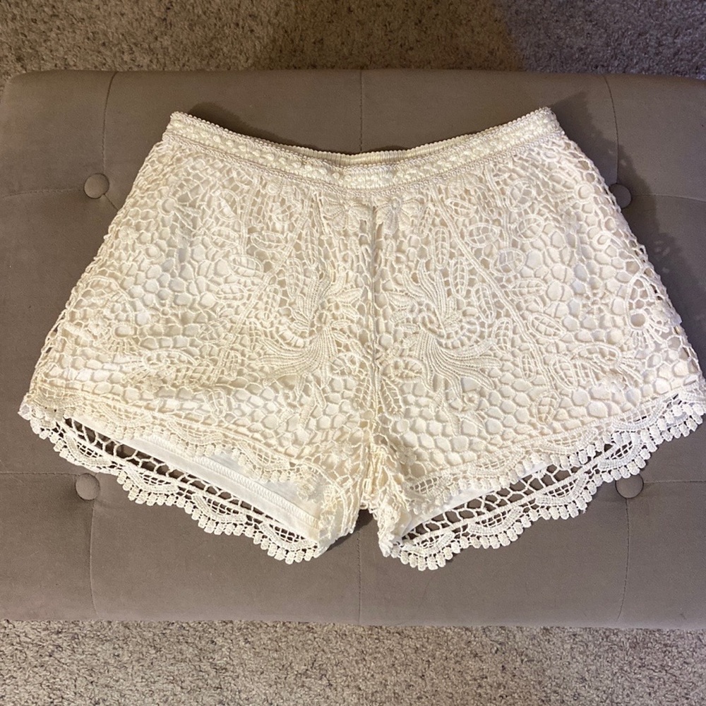 Mossimo Cream Lace Crochet Shorts